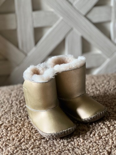 Ugg australia gold - australia,